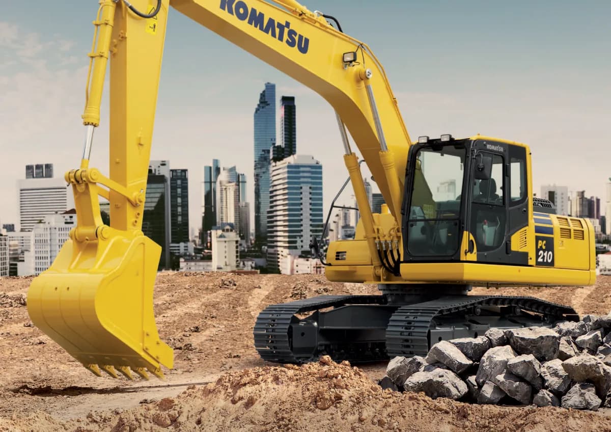 Komatsu Warranty Pro: PC210 excavator protected by extended warranty