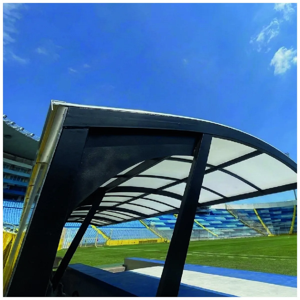 Polycarbonate · 4
