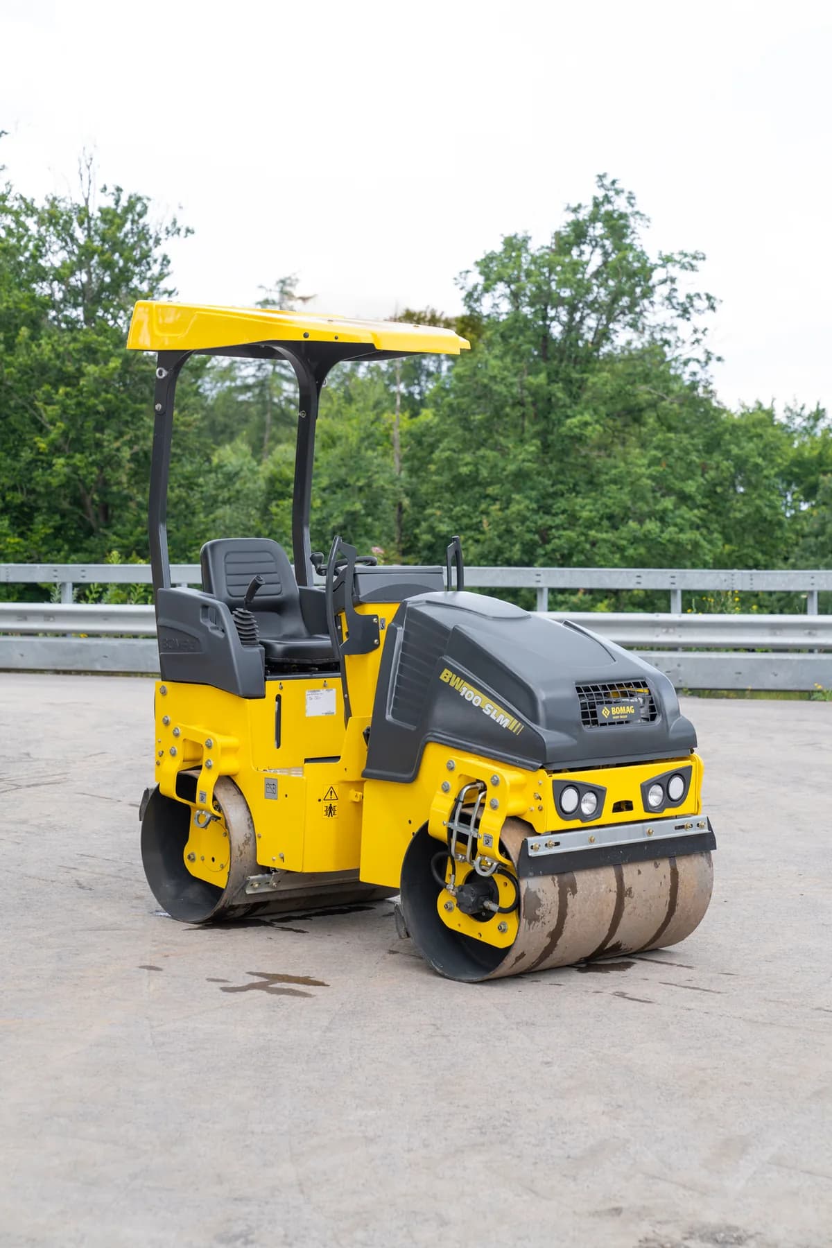 Rodillo tándem articulado ligero BW 100 SLM-5