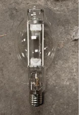 Metal halide bulbs SIMAQ SQMH1000WE39 — actual part photo