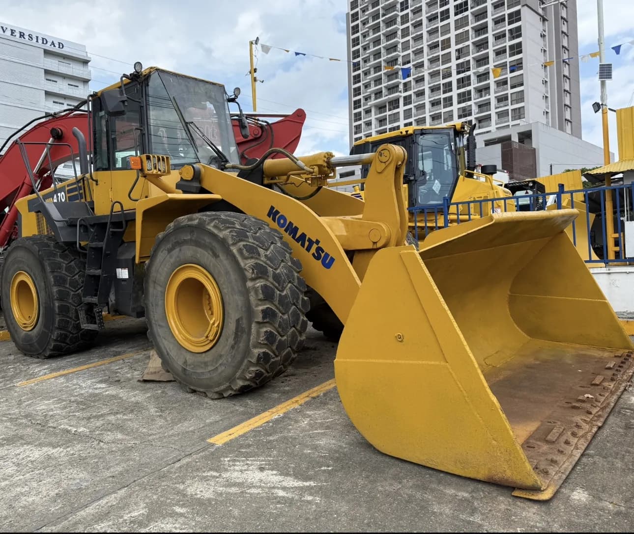 Komatsu WA470-6