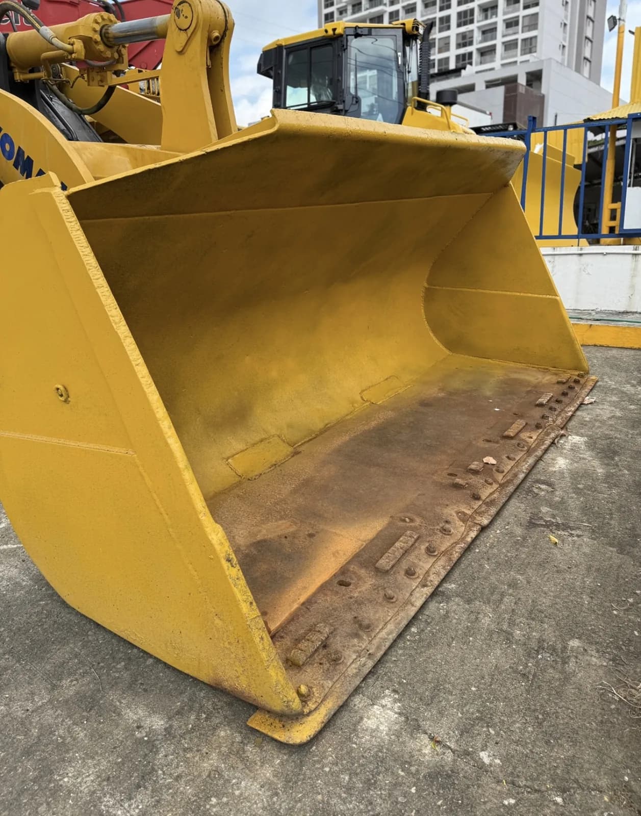 Komatsu WA470-6 — 4